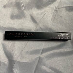 ANASTASIA BROW WIZ